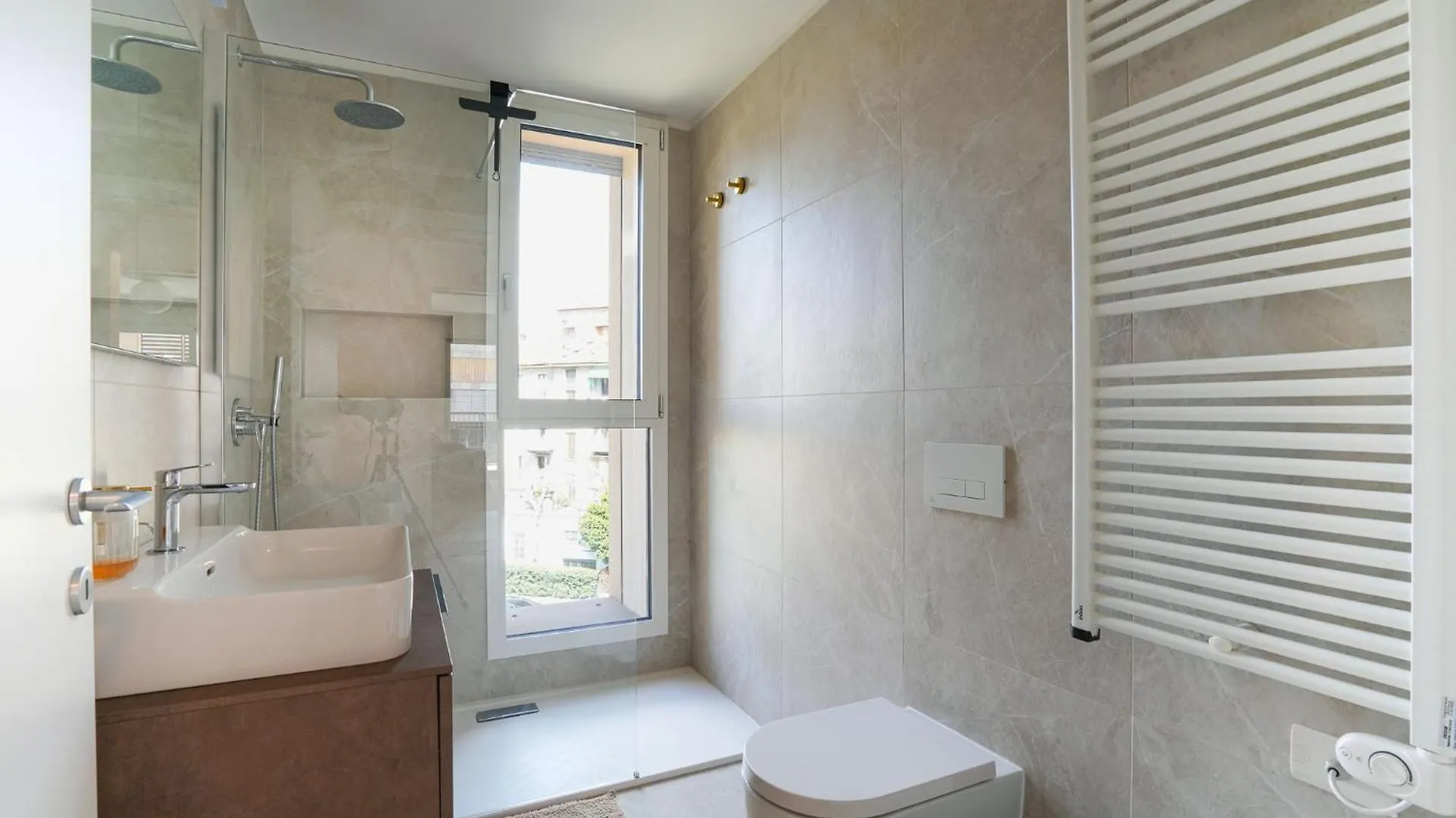 דירות Milan Modern House